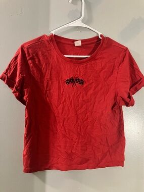 Vibe Red Short Sleeve Tee with Racing Flag Graphic